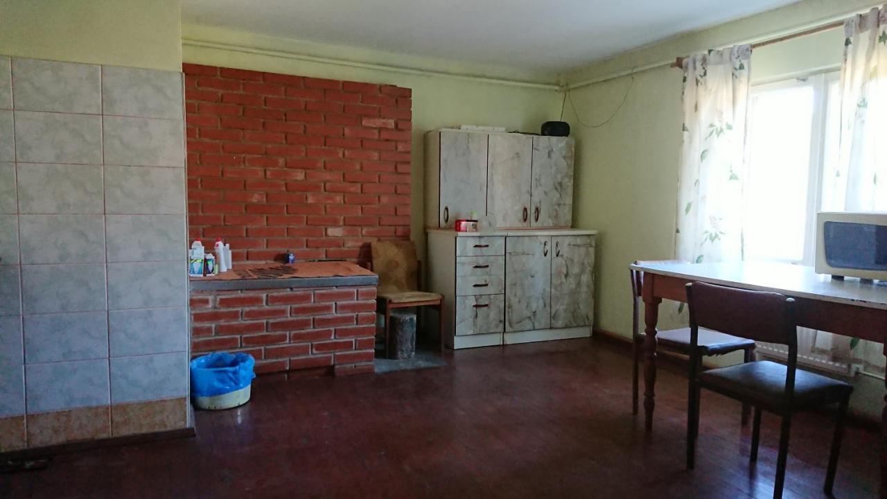 Ferienwohnung Dzivoklis Pirmie Zalmezi Jurkalne Exterior foto